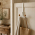Porte-manteaux de porte à suspendre en métal laqué blanc et bois clair 2 têtes, DUO