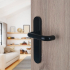 Poignée de porte intérieure en nylon noir sur plaque BdC entraxe adaptable 165 à 195 mm, TUBULAIRE